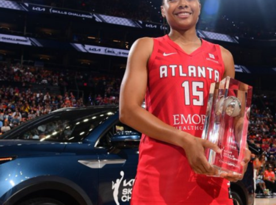 The first #WNBA player EVER to win the Skills Challenge AND the 3-Point Contest